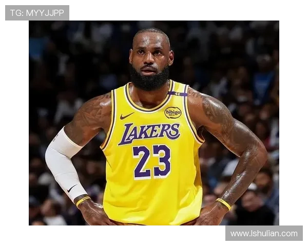 湖人官方宣布克莱伯因斜肌拉伤缺席揭幕战将于两周后复查